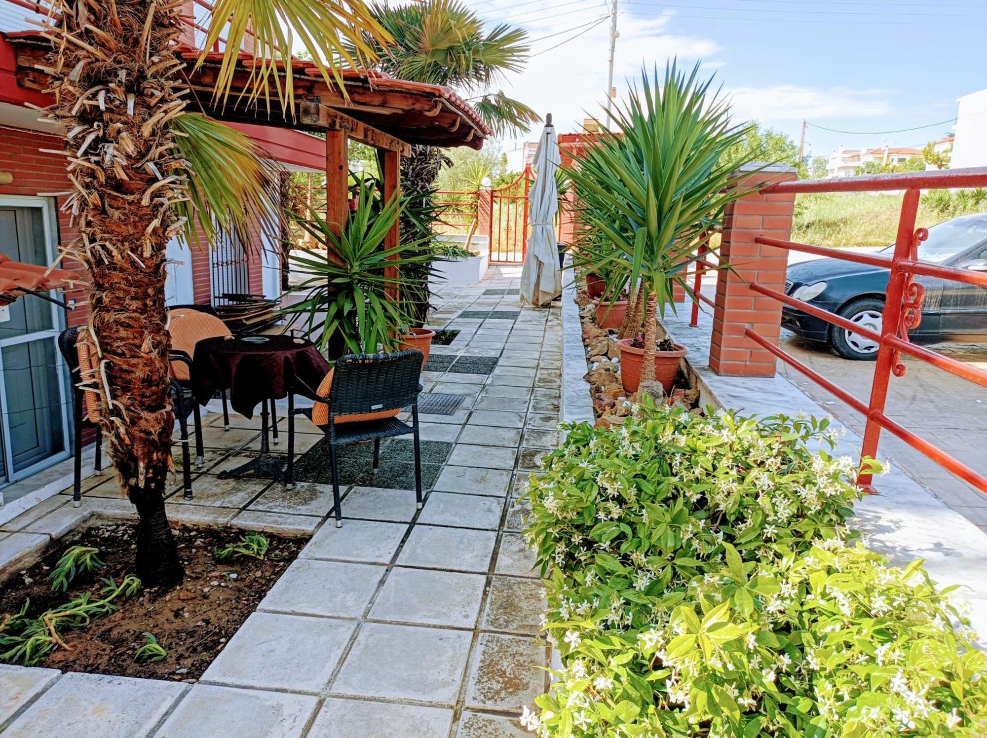 Blue Moon Apartments Nea Michaniona Zimmer foto